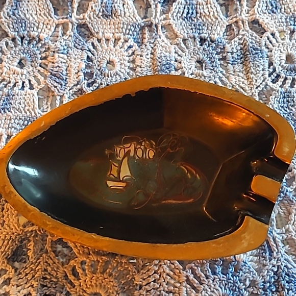 Metal Isreal Painted Ashtray - Picture 1 of 4